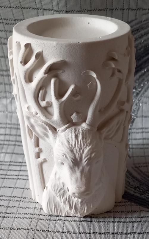 Szarvas mécsestartó