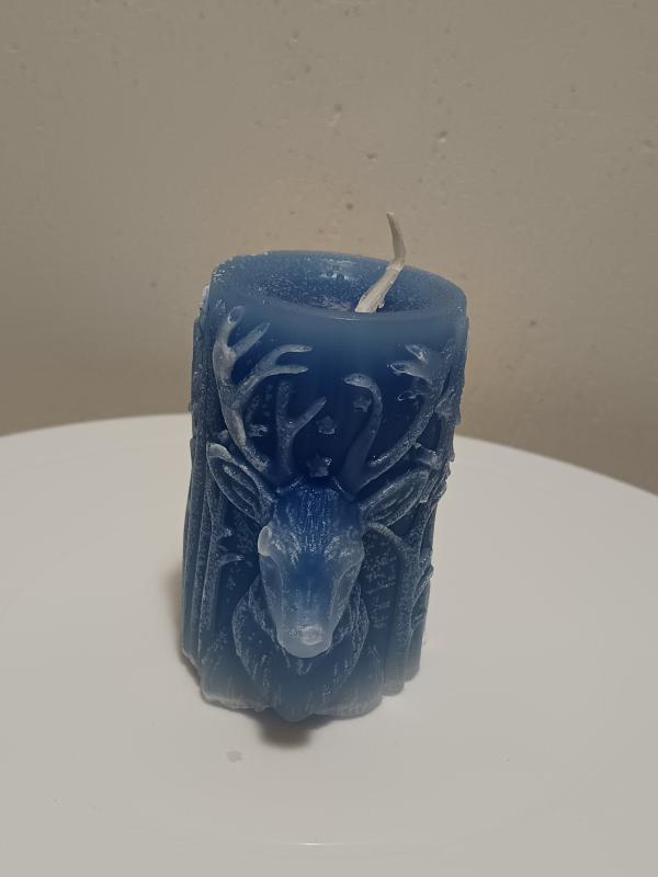 szarvasos öntött gyertya kézműves 1db