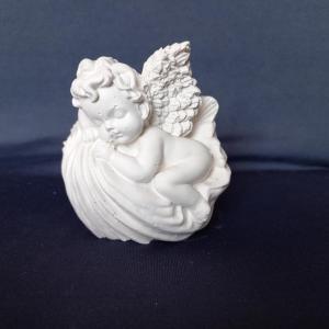 Alvó angyalka kegyeleti figura