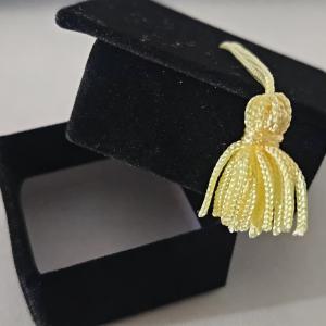 Bársony papírdoboz ballagási sapi 2,5x6cm ékszertartó
