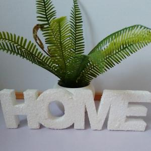 Dekor műanyag HOME felirat fehér glitteres 25x7x2cm