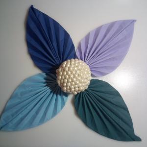 Falevél hajtogatott szalvéta tissue