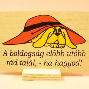 Fatábla kis talpas 10x7cm boldogság