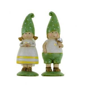 Figura fiú/lány poly 3.8*3.8*11.5cm pöttyös sapiban zöld