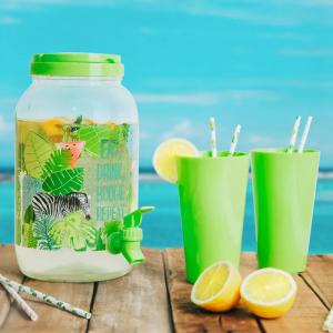Italadagoló csappal, műanyag pohárszettel 3,8 l