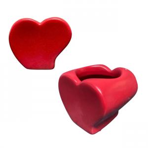 Kaspó szív alakú 9x8x8x cm piros vagy fehér