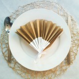 Kétszínű legyező mintás