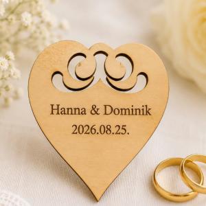 Natúr fa - Gravírozott köszönőajándék - tradicionális Szív romantikus (12db-tól) minimál