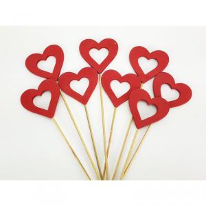 Piros fa lyukas pálcás szívek 1db