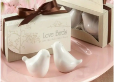 Szerelmes madarak só és borsszoró