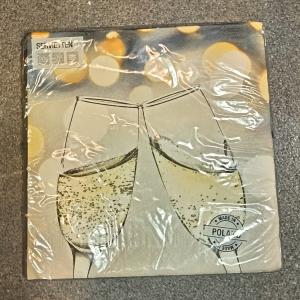 Szilveszteri Pezsgős szalvèta 33x33cm 20db/csomag