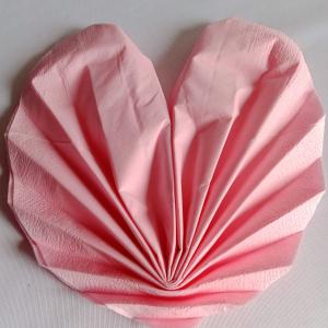 Szív tissue hajtogatott szalvéta 1db