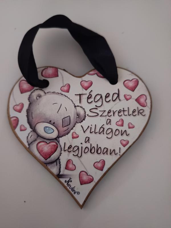 Valentin Napi Ajándék - Szerelmes Ajándék - Téged Szeretlek – Szív Akasztóval macis