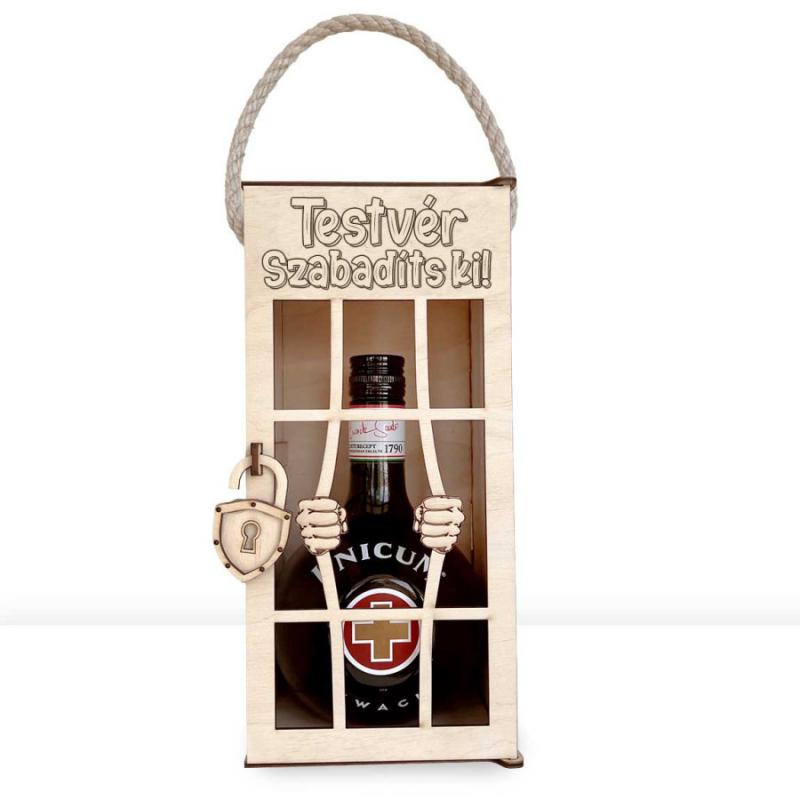 Vicces Börtönös Italos Díszdoboz Fa Italtartó 0,7 l Italokhoz - Testvér Szabadíts ki! felirattal Gravírozva - Ajándék Testvérnek