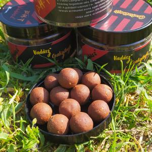 Vadász" 16mm-es Csalizóbojli