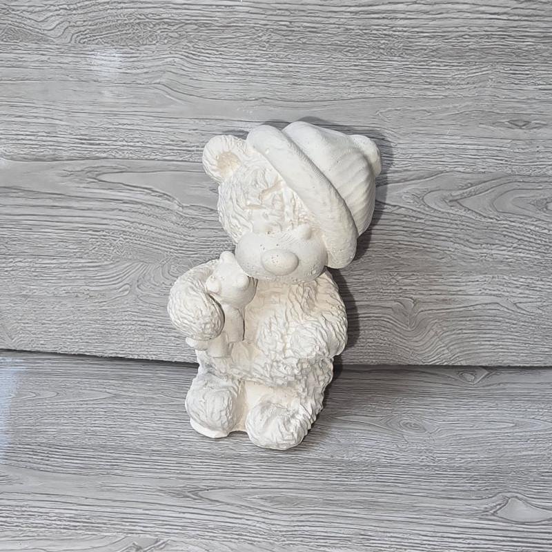 Sapkás Maci, macival