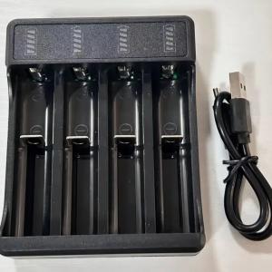 Akkumulátor töltő x 4