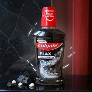Colgate Plax White + Charcoal szájvíz (500 ml)