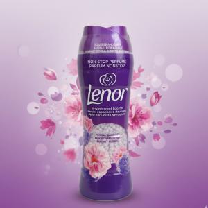 Lenor In-Wash Scent Booster – Floral Bouquet  270 g illatgyöngy