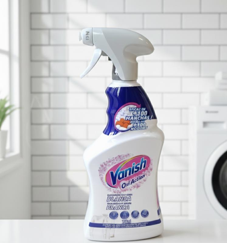 Vanish Oxi Blanca Folteltávolító Spray-Ragyogó fehérség,makulátlan tisztaság  (750 ml)