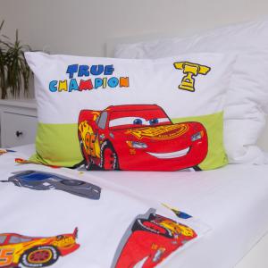 Disney Verdák Champion gyerek  ovis ágyneműhuzat 100×135 cm  40×60 cm