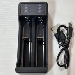 Akkumulátor töltő ( Led ) x 2