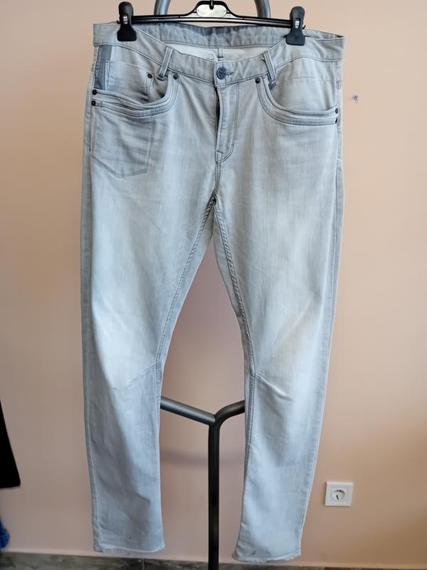 Férfi farmernadrág  (54, XL)