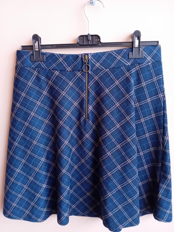 Női szoknya ( 38, M)