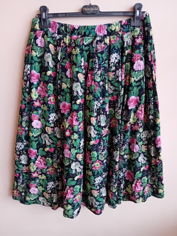 Női szoknya (44, XXL)