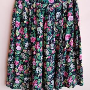 Női szoknya (44, XXL)