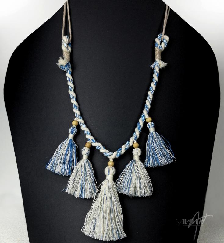 ● Bojtos farmernyaklánc●