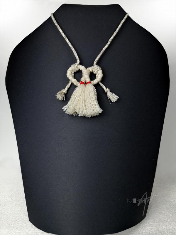 ● Fimbriae textilnyaklánc perec-medállal●