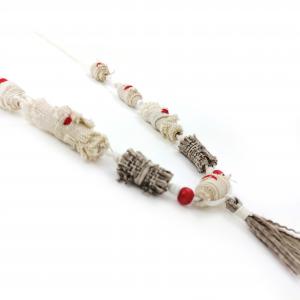 ● Textilnyaklánc varrott textilgyöngyökkel és kis bojttal●