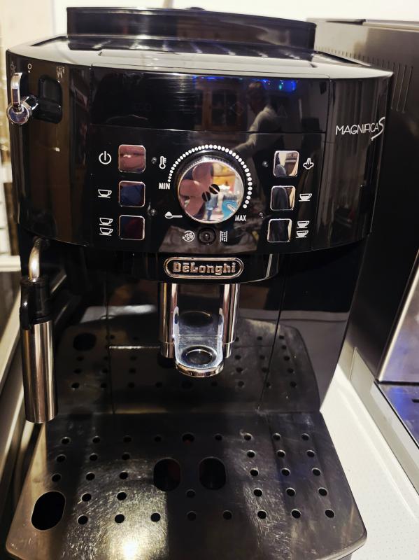 Delonghi Magnifica S ECAM21.117.B