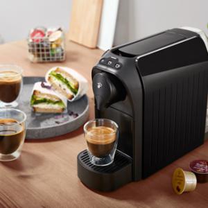 TCHIBO Cafissimo fekete kapszulás kávéfőző