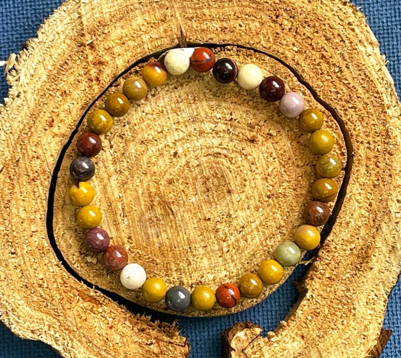 Ausztrál Naplemente – Mookait jáspis karkötő (6-7 mm)