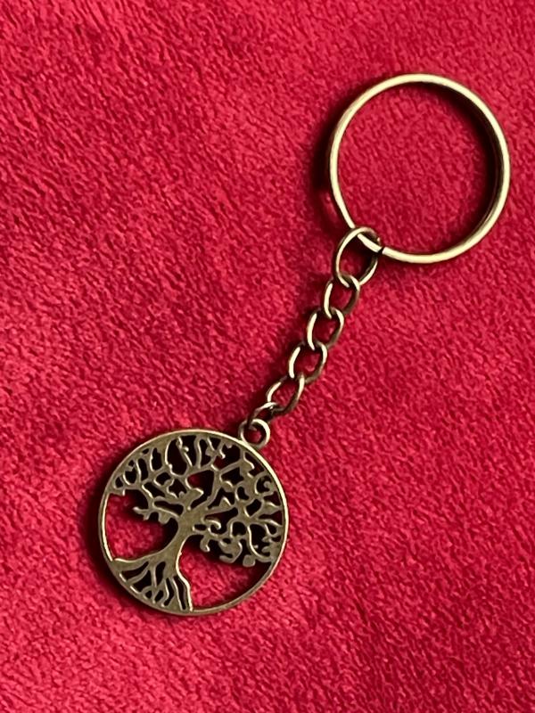 Bronz Életfa Kulcstartó – A stabilitás és növekedés szimbóluma