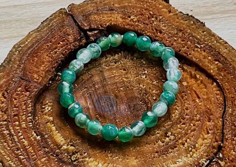 Erdő Kincse – Zöld-fehér achát gyerek karkötő