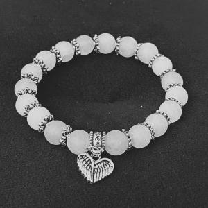 Égi Kert – Fehér Matt Jáde Női Karkötő Angyalszárnnyal és Virágokkal