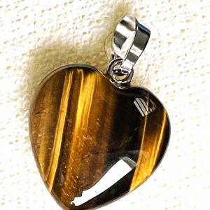 Tigrisszem Ásvány Szív Medál