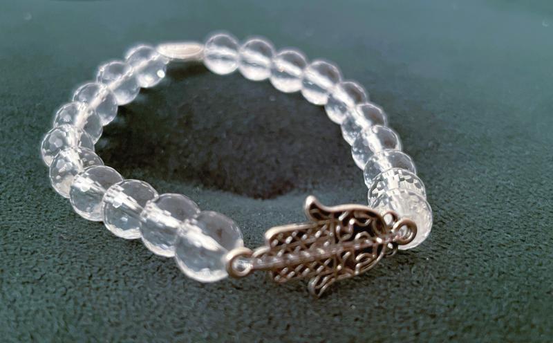 Fénypajzs – Hegyikristály Női Karkötő Hamsa Medállal