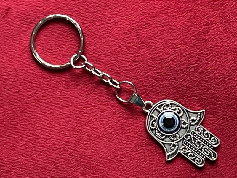 Hamsa Kéz és Nazar Szem Kulcstartó – Ezüst színű védelmi talizmán