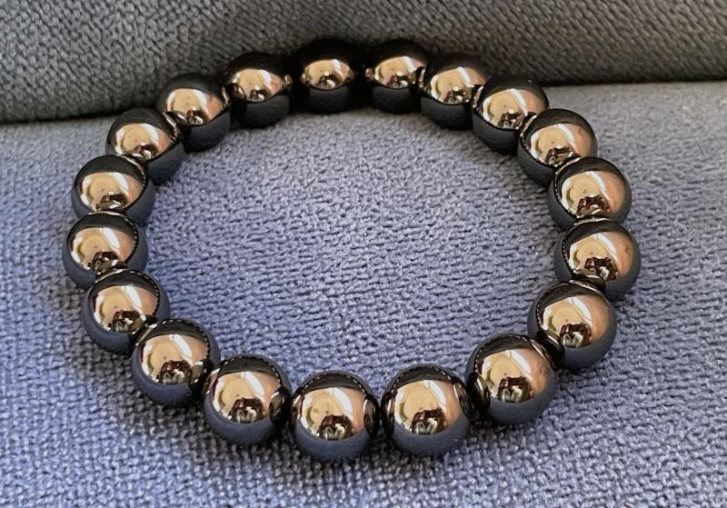 Hematit „Acélos Akarat” Férfi Ásvány Karkötő