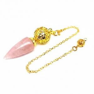 A Szív Útmutatója – Rózsakvarc kúp inga arany díszítéssel