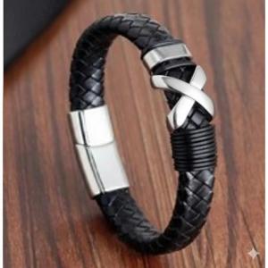 A Titkos Jel – Férfi bőrkarkötő "X" nemesacél betéttel és mágneszárral