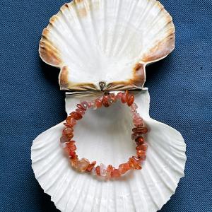 Nyers Életerő – Természetközeli karneol karkötő