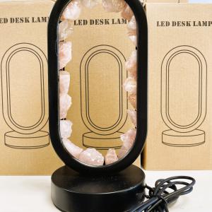 „Szeretet Sugárzása” – Ovális Rózsakvarc Ásványlámpa (22 cm)