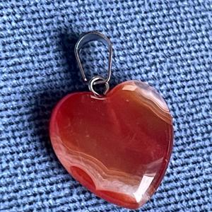 Vörös Karneol Ásvány Szív Medál