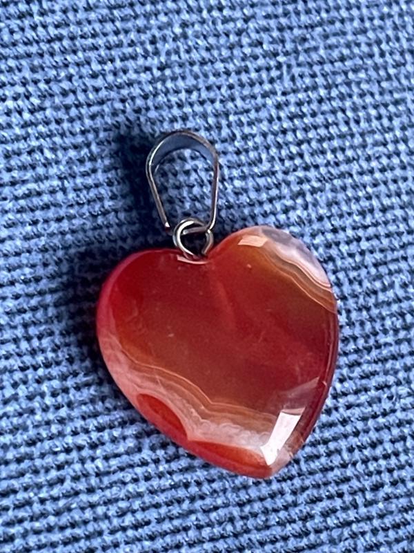 Vörös Karneol Ásvány Szív Medál