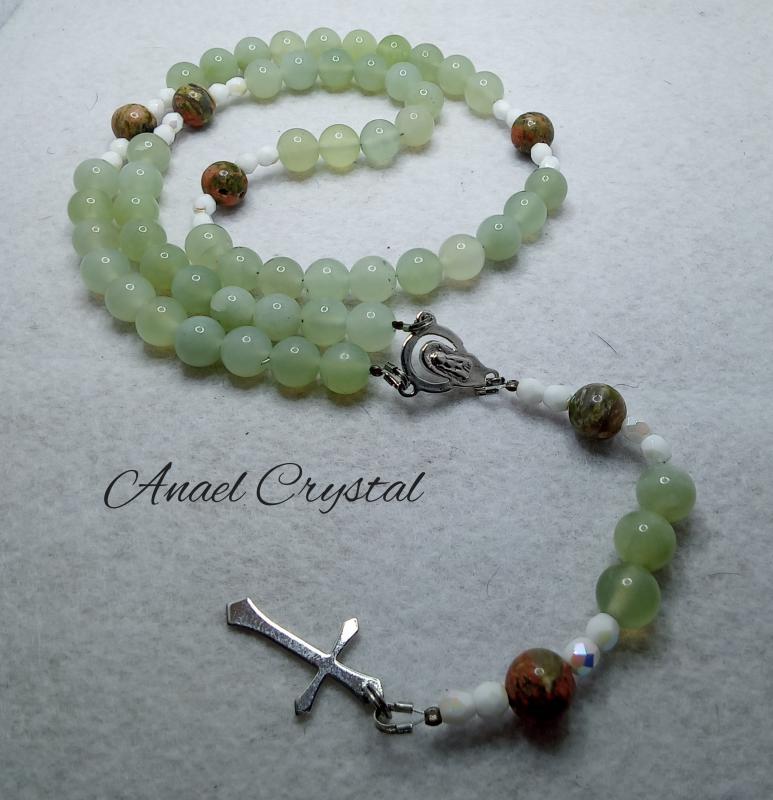 Rózsafűzér Jáde-Unakit